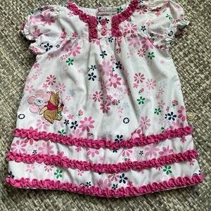 Disney Winnie the Pooh girls dress Size 3-6 months Short sleeves ruffle pink‎